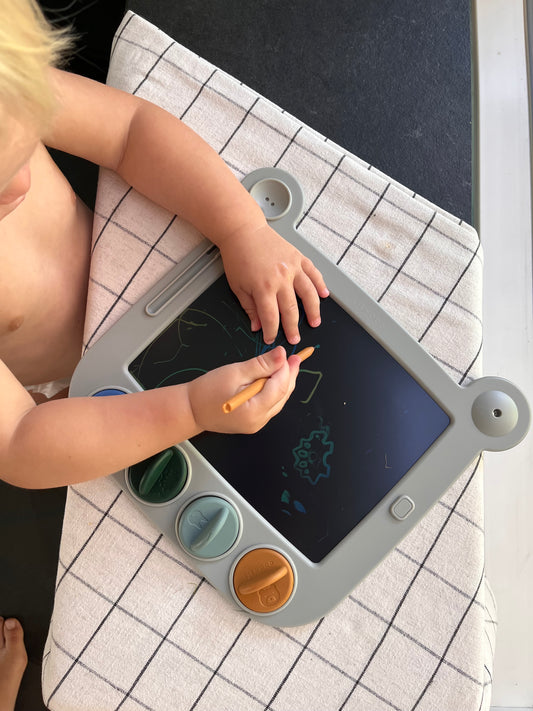 Zora Magic Drawing Board Peppermint 10"