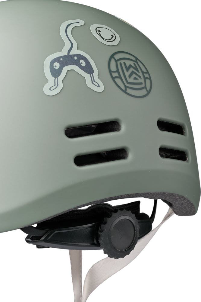 Kinderhelm Milly mit Stickern 🚲✨🏎️🥎Play Dusty Peppermint S & M