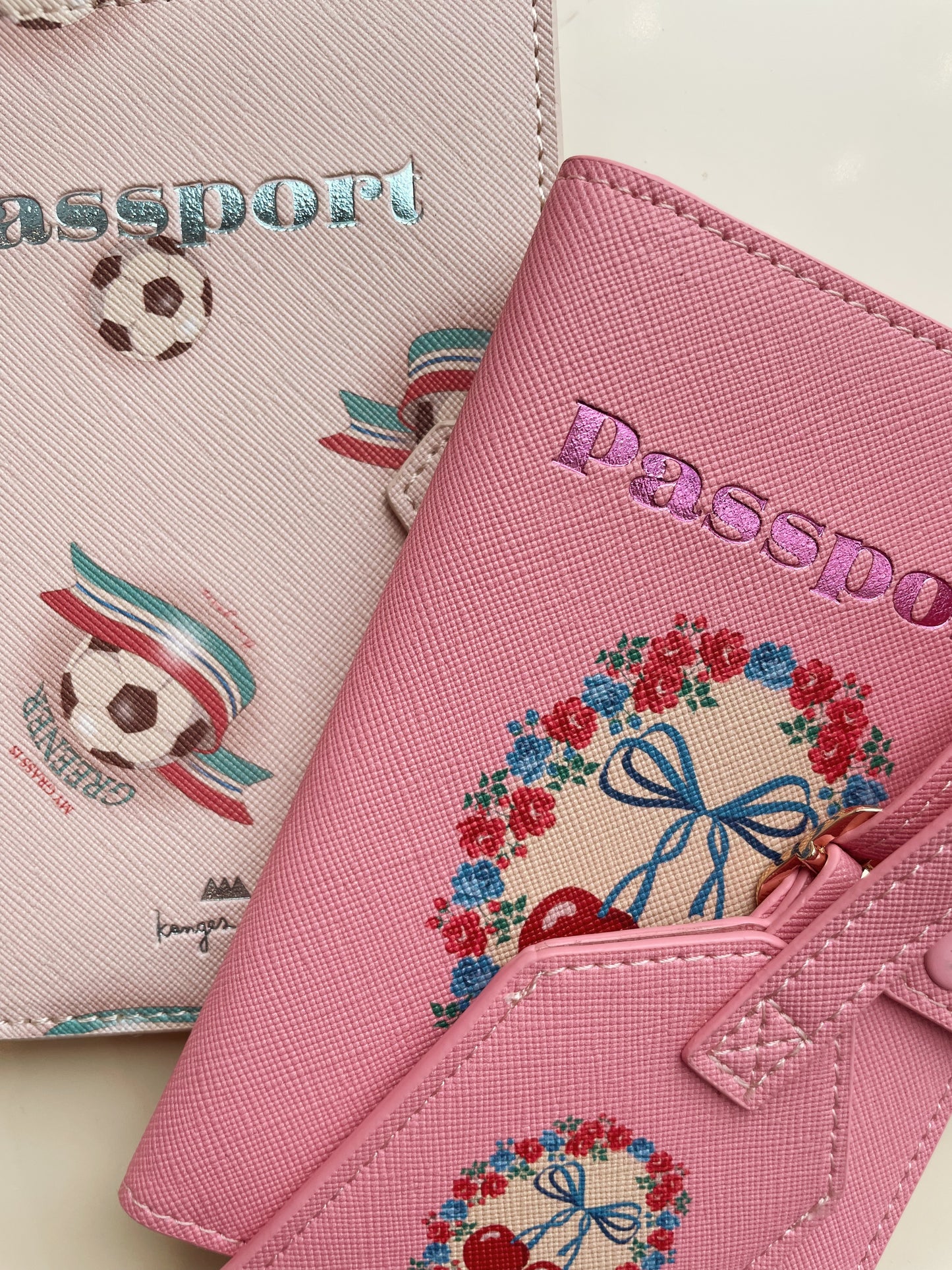 Cherry Bow Voyage Travel Set