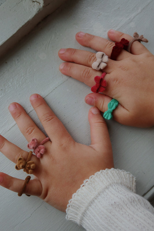 Bonnie Rings Velvet Set of 8