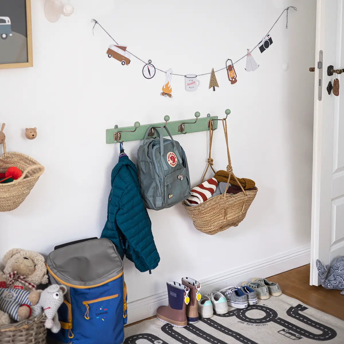 Papier Girlande Adventure