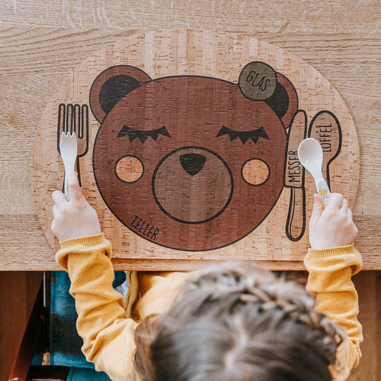 Placemat Enjoying Bear made of cork