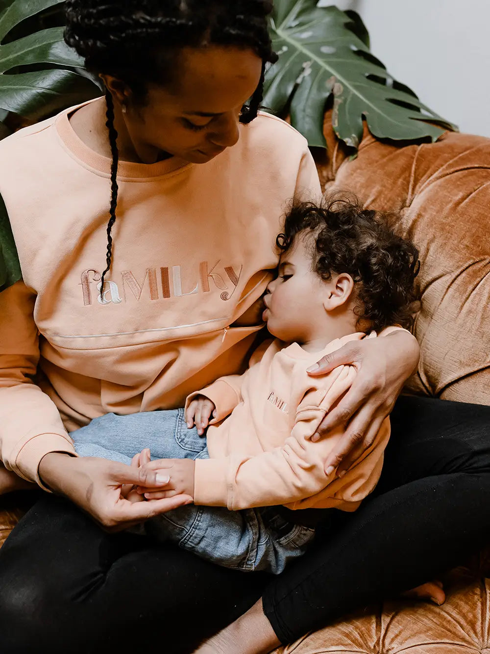 Baby Sweater “FaMILKy” apricot