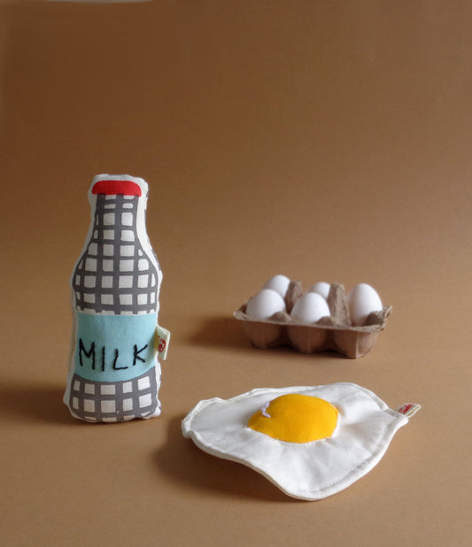 Milk & Fried Egg RattleGiocattolo morbido