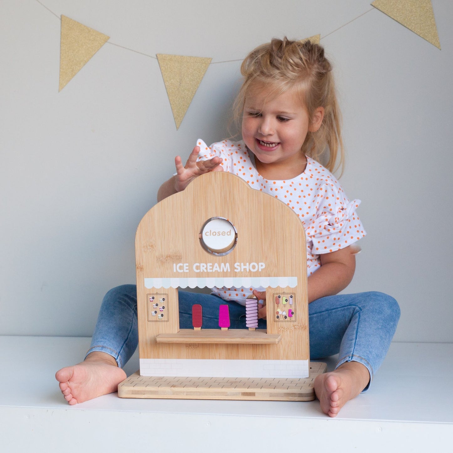 Piccola gelateria di bambù