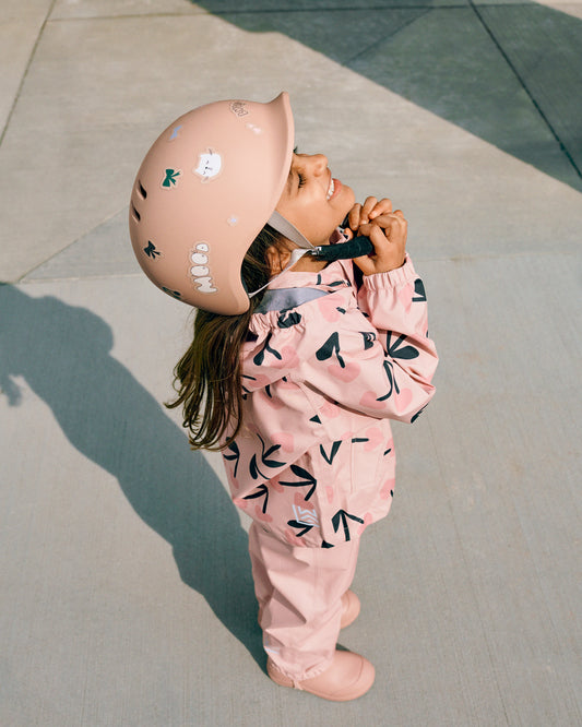 Kinderhelm Milly mit Stickern 🚲✨🎀 Mood Pale Tuscany S & M