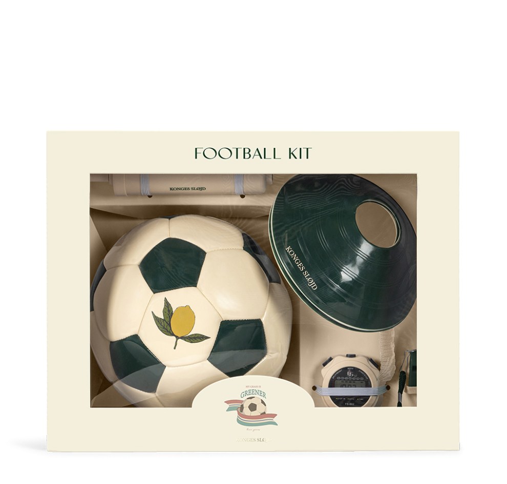 Geschenkverpackung Fußball Set mit Ball, Hütchen, Stoppuhr etc.