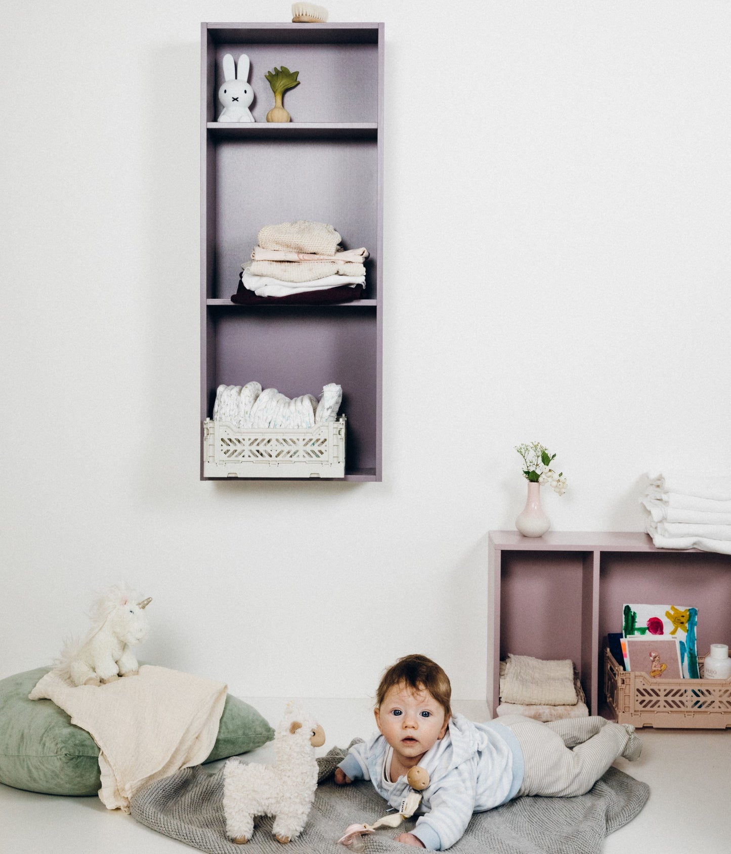 Manufactory shelf children's room Cinder Rose
