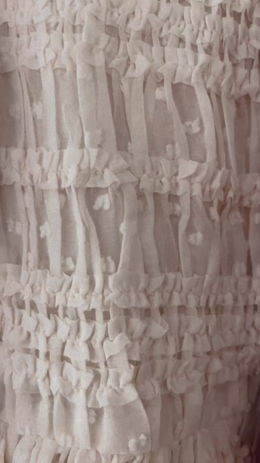 Delicate Joella dress with ruffles and à pois