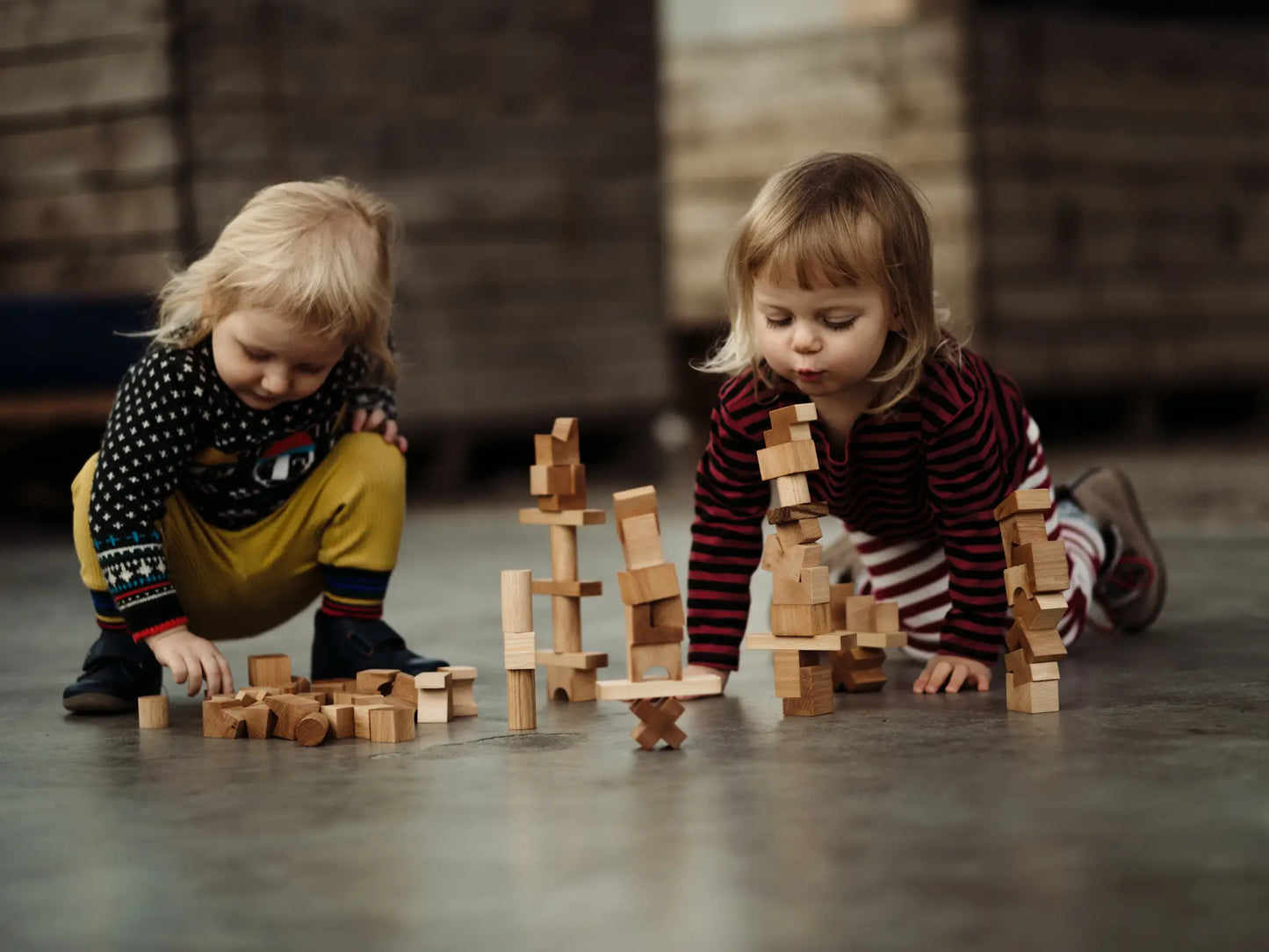 Wooden building blocks Montessori Toy Tower Natural